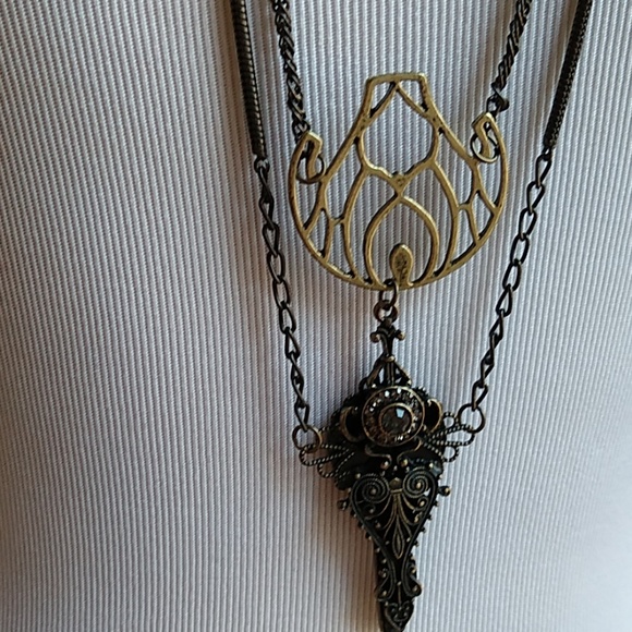 Free People mystery key pendant - Picture 2 of 6